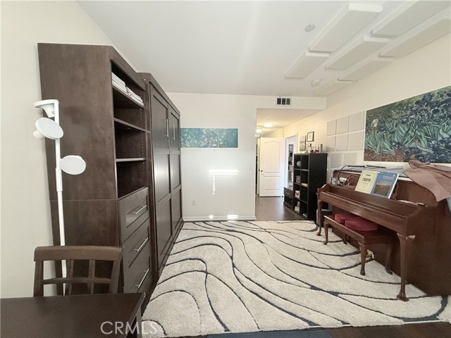 Detail Gallery Image 15 of 19 For 3401 S Bentley Ave #203,  Los Angeles,  CA 90034 - 2 Beds | 2 Baths