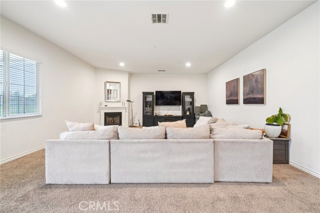 Detail Gallery Image 3 of 29 For 34333 Forest Oaks, Yucaipa,  CA 92399 - 4 Beds | 2/1 Baths