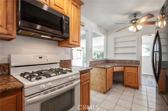 Detail Gallery Image 9 of 28 For 3743 W 177th, Torrance,  CA 90504 - 2 Beds | 1 Baths