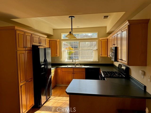 Detail Gallery Image 2 of 32 For 3967 Glenwood Ct, Eureka,  CA 95501 - 4 Beds | 2 Baths