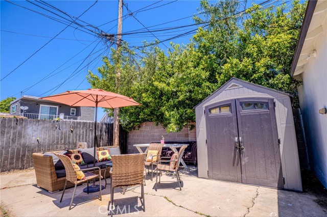Detail Gallery Image 37 of 38 For 417 E 44th Way, Long Beach,  CA 90807 - 3 Beds | 2 Baths