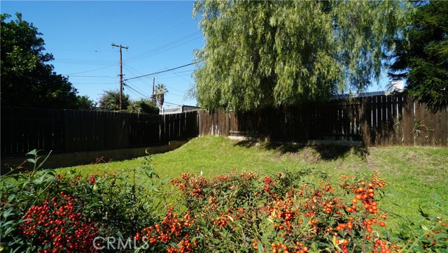 Detail Gallery Image 36 of 39 For 16519 Minnehaha, Granada Hills,  CA 91344 - 3 Beds | 2 Baths