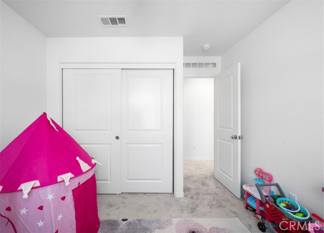 Detail Gallery Image 36 of 50 For 2502 Gunner Ridge Way, Rialto,  CA 92377 - 3 Beds | 2/1 Baths