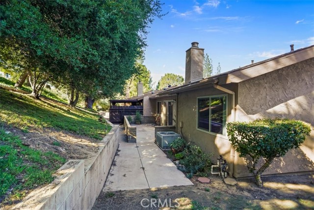 Detail Gallery Image 15 of 34 For 19380 Anzel Cir, Newhall,  CA 91321 - 2 Beds | 2 Baths