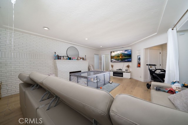 9808 Downey Avenue, Downey CA: https://media.crmls.org/medias/14a8f3f4-97d0-4123-8465-76c5f5973a55.jpg