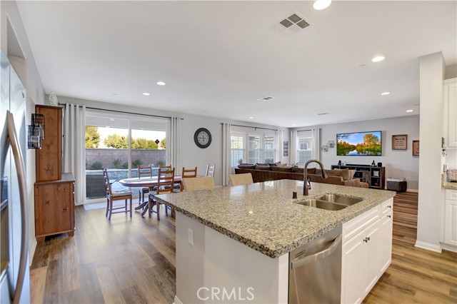 Detail Gallery Image 29 of 75 For 34676 Swan Valley Ct, Murrieta,  CA 92563 - 5 Beds | 3/1 Baths