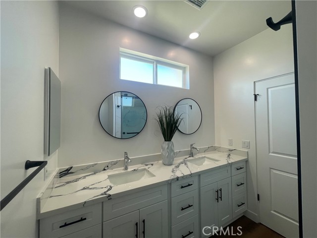 Detail Gallery Image 17 of 20 For 13945 Ramona Dr, Desert Hot Springs,  CA 92240 - 3 Beds | 2 Baths