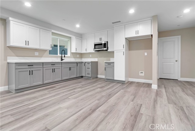 22022 Pioneer Blvd, Hawaiian Gardens CA: https://media.crmls.org/medias/14a97ff7-93be-4401-9b3b-1c2bb7c5752a.jpg