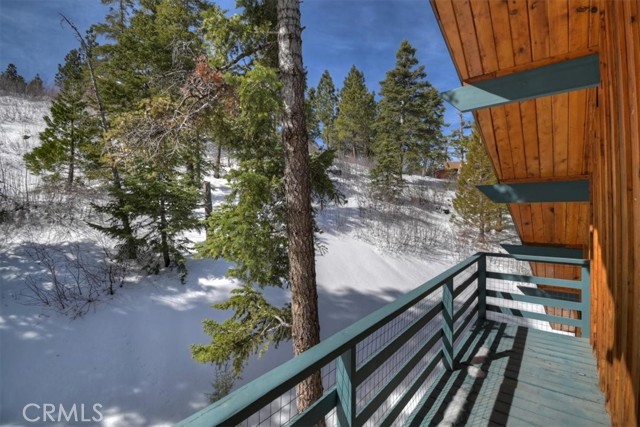Detail Gallery Image 29 of 37 For 1370 Primrose Ct, Big Bear Lake,  CA 92315 - 2 Beds | 1/1 Baths