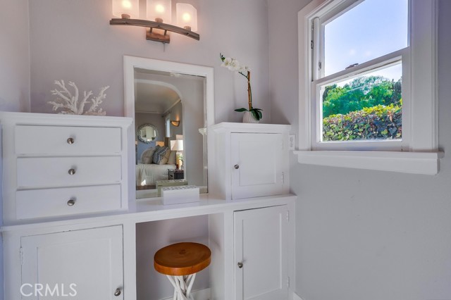 690 W Paseo Del Mar, San Pedro CA: https://media.crmls.org/medias/14aa644d-54cf-4b60-8b66-ee9b7626a5bc.jpg