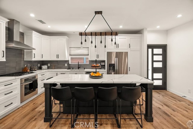 Front Image Thumbnail for CRSR26004781