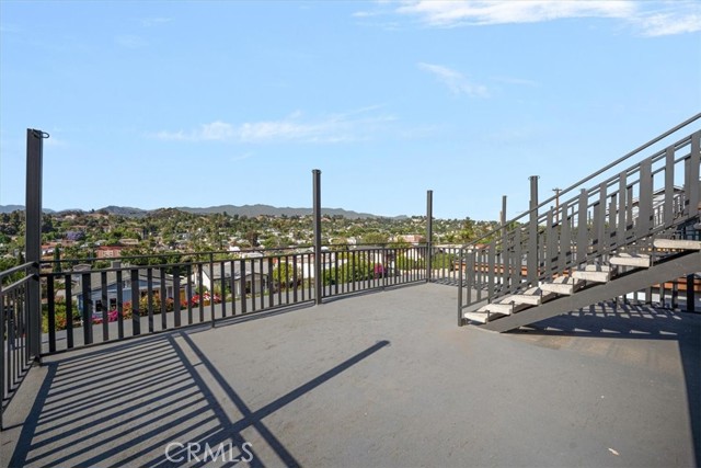 4850 Buchanan, Los Angeles CA: https://media.crmls.org/medias/14aabe2a-6348-40f6-bfc2-e95c24f65336.jpg