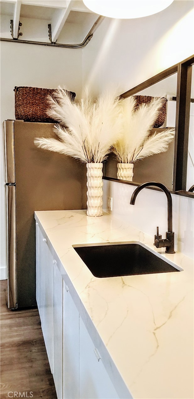 5437 Ventura Canyon Avenue, Sherman Oaks CA: https://media.crmls.org/medias/14ab223d-d6e4-49fa-8a26-bcbe4868e814.jpg