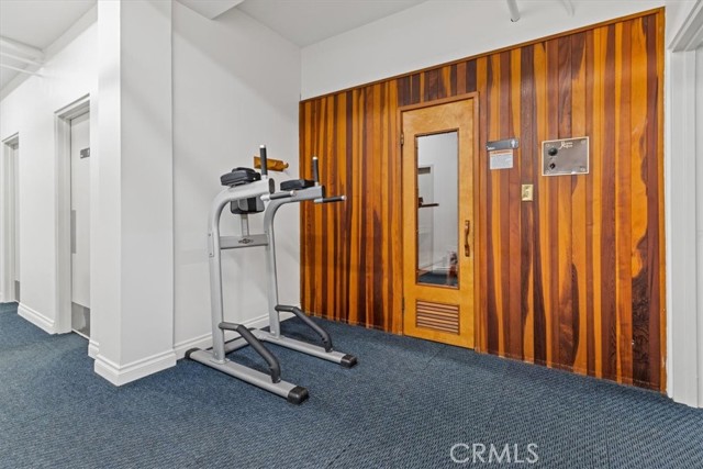 Detail Gallery Image 38 of 43 For 6736 Hillpark Dr #102,  Los Angeles,  CA 90068 - 2 Beds | 2 Baths