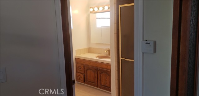 Detail Gallery Image 15 of 24 For 2915 W 95th, Inglewood,  CA 90305 - 3 Beds | 2 Baths