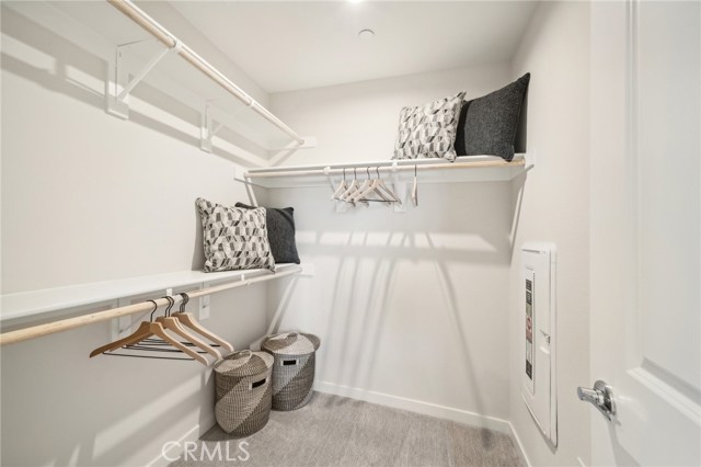 MODEL HOME 1650 PRIMARY CLOSET