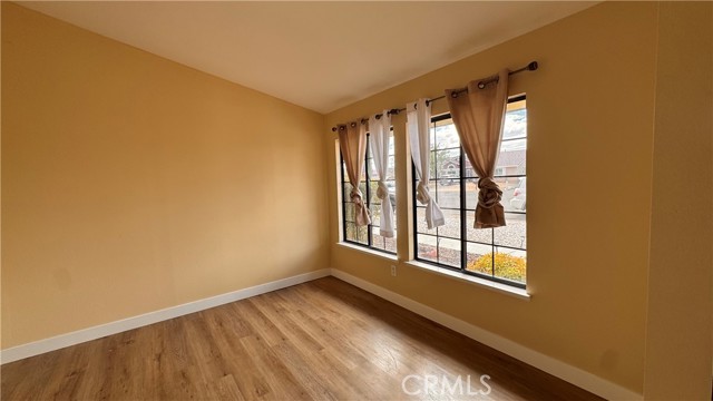 Detail Gallery Image 21 of 36 For 13677 Ivanpah, Apple Valley,  CA 92308 - 3 Beds | 2 Baths