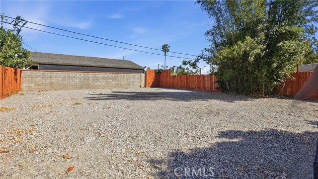 Detail Gallery Image 4 of 40 For 215 N Mcclay, Santa Ana,  CA 92701 - 5 Beds | 2 Baths