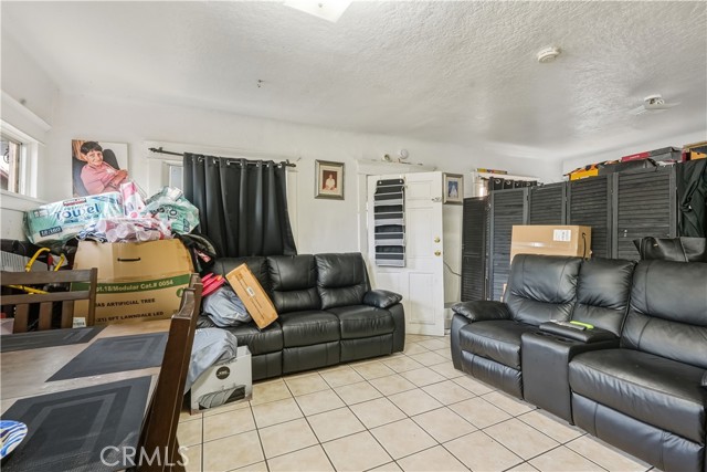 Detail Gallery Image 20 of 24 For 1341 N Fries, Wilmington,  CA 90744 - – Beds | – Baths