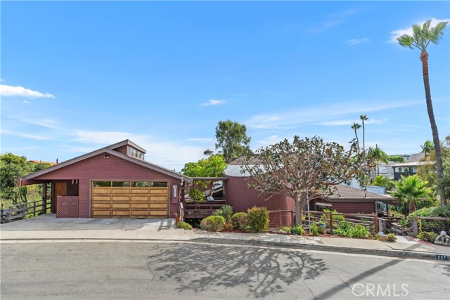 237 W Avenida Alessandro, San Clemente CA: https://media.crmls.org/medias/14b02d38-3cd4-4786-b6ca-f23bd1d70277.jpg