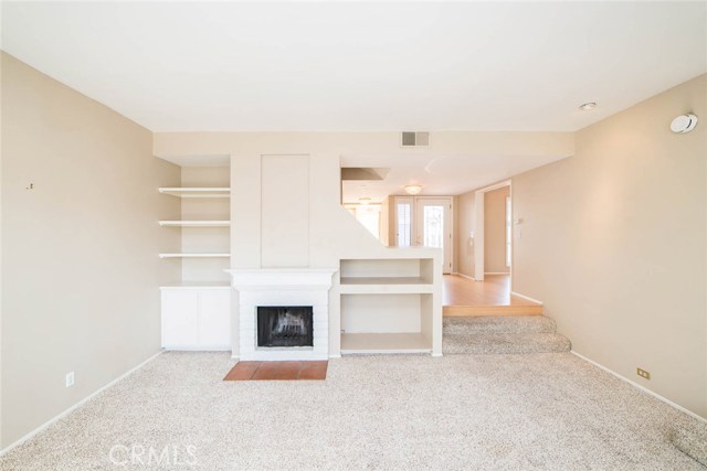39 Lakeshore, Irvine CA: https://media.crmls.org/medias/14b02e99-ca57-4bd7-94ca-6723729b0d6a.jpg