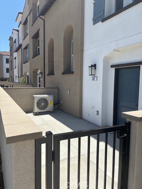 552 Via San Felipe, Camarillo CA: https://media.crmls.org/medias/14b0e88a-b8c2-426d-bce5-503925092bac.jpg