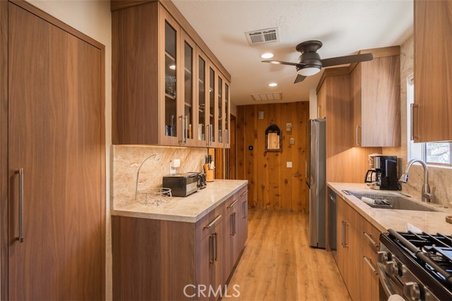 Detail Gallery Image 26 of 40 For 803 Robinhood Bld, Big Bear City,  CA 92314 - 2 Beds | 1 Baths