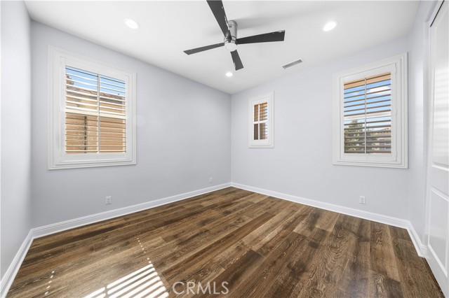 28 Caspian, Lake Forest CA: https://media.crmls.org/medias/14b27ac6-65d3-4318-9e5b-0c1d6dc859a2.jpg
