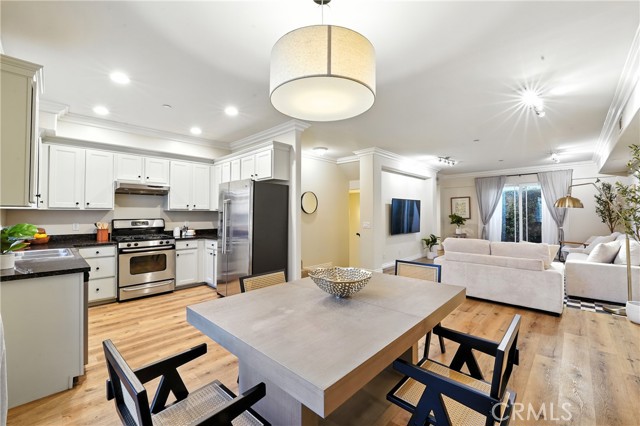 Detail Gallery Image 9 of 53 For 5805 Monterey Rd, Los Angeles,  CA 90042 - 3 Beds | 2/1 Baths