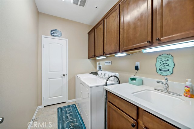Image 28 of 44 For 30844 Snowberry Lane