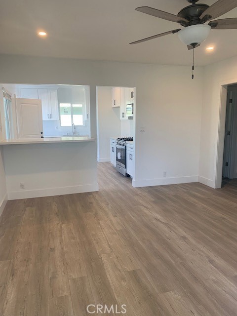 Detail Gallery Image 5 of 17 For 5340 S J, Oxnard,  CA 93033 - – Beds | – Baths