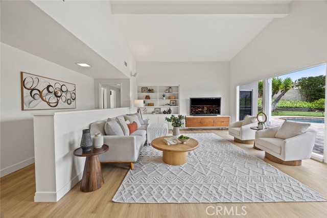 Detail Gallery Image 6 of 30 For 30214 Cartier Dr, Rancho Palos Verdes,  CA 90275 - 4 Beds | 2/1 Baths