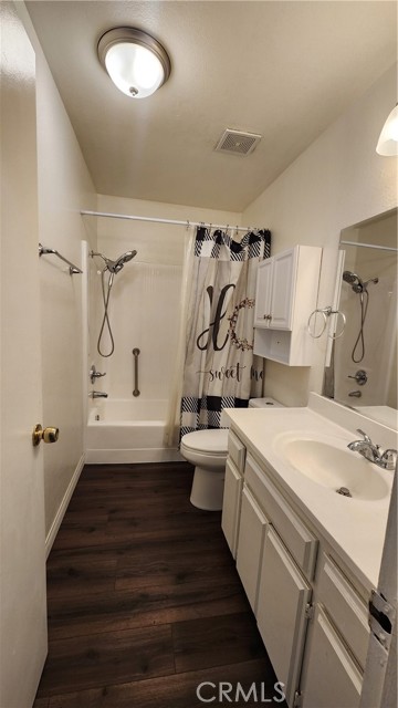 Detail Gallery Image 11 of 13 For 1250 Brookhurst St, Anaheim,  CA 92804 - 2 Beds | 1 Baths