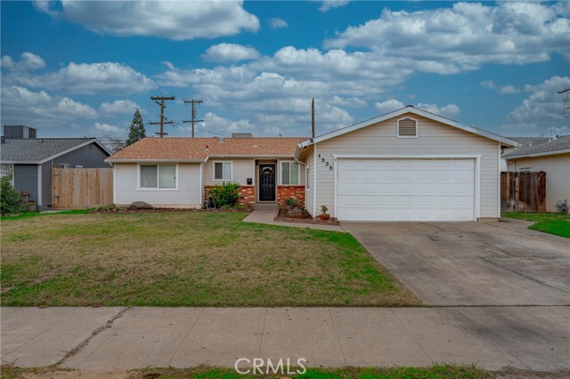 Detail Gallery Image 1 of 34 For 1335 Tamarack Ave, Atwater,  CA 95301 - 3 Beds | 2 Baths