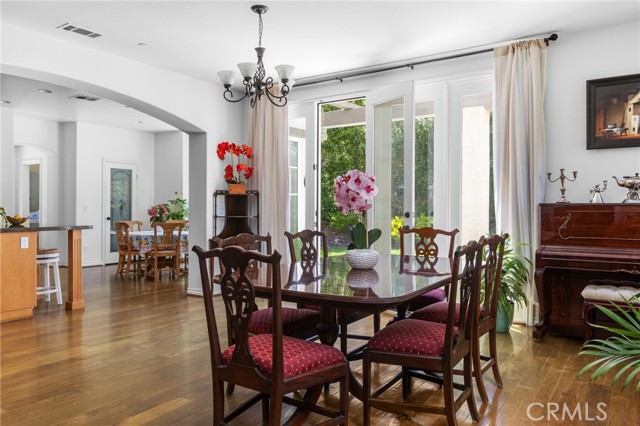 1960 Estrella Court, San Luis Obispo CA: https://media.crmls.org/medias/14b3f678-64d6-437b-8872-5a9f4c159585.jpg