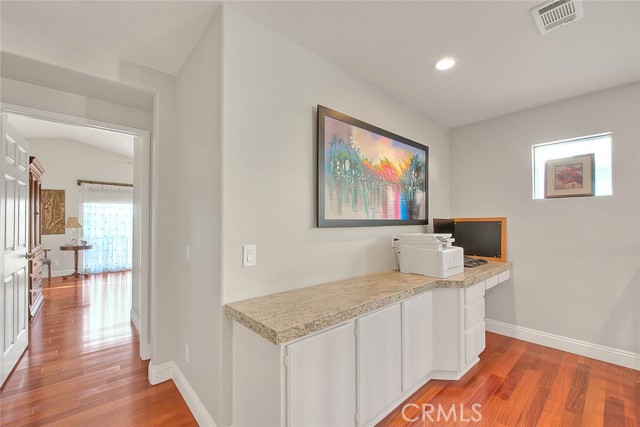 Detail Gallery Image 41 of 67 For 27641 Atlas Ln, Canyon Country,  CA 91351 - 4 Beds | 2/1 Baths