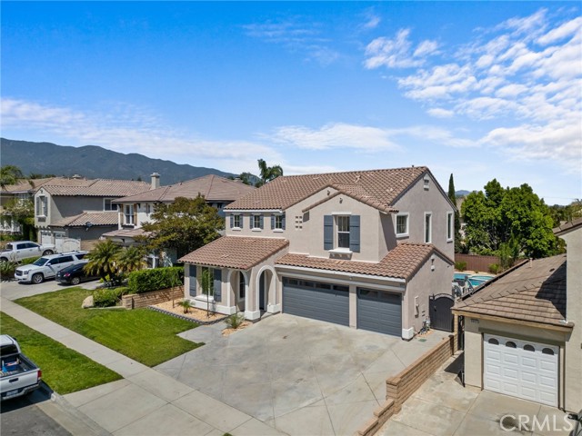 Detail Gallery Image 3 of 50 For 6645 Veneto Pl, Rancho Cucamonga,  CA 91701 - 4 Beds | 3 Baths