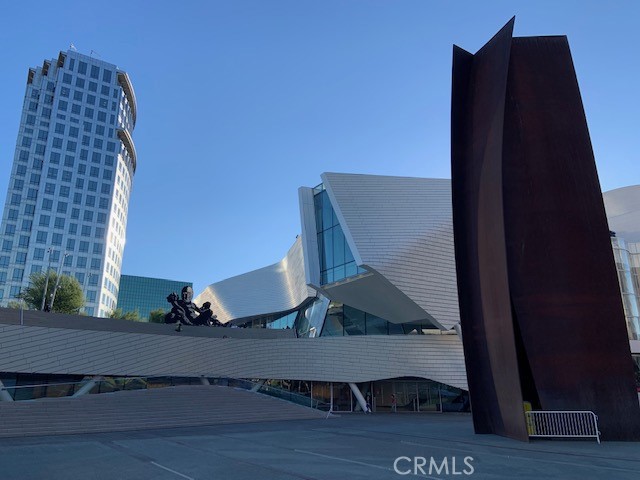 https://media.crmls.org/medias/14b5e9f6-7ad6-43b0-9418-cd4398c452b7.jpg?preset=X-Large