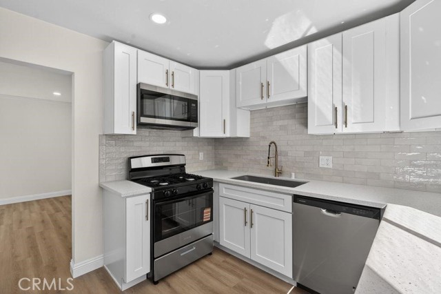 Detail Gallery Image 10 of 18 For 925 E Appleton, Long Beach,  CA 90802 - 2 Beds | 1 Baths