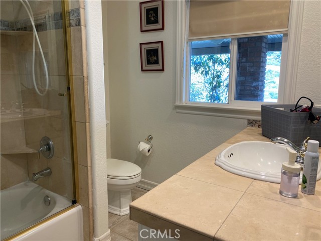 42980 Calle Montecillo, Temecula CA: https://media.crmls.org/medias/14b6682f-288c-40c8-aaf2-537c5ceba961.jpg