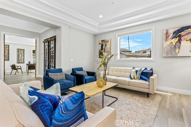 Detail Gallery Image 45 of 74 For 508 Westminster Ave, Newport Beach,  CA 92663 - 5 Beds | 5/1 Baths