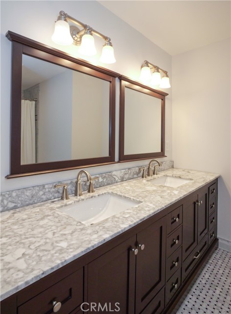 Detail Gallery Image 18 of 24 For 32 Silver Spring, Rolling Hills Estates,  CA 90274 - 4 Beds | 3 Baths