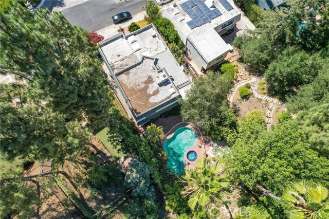 17034 Escalon Drive, Encino CA: https://media.crmls.org/medias/14b803ed-2128-44fb-a12d-7a5016b664fc.jpg