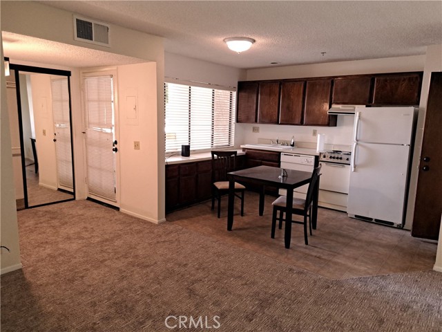 Detail Gallery Image 6 of 7 For 301 N Ford Ave #228,  Fullerton,  CA 92832 - 1 Beds | 1 Baths