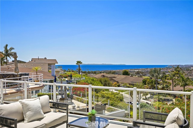 Detail Gallery Image 10 of 67 For 317 Calle Felicidad, San Clemente,  CA 92672 - 5 Beds | 3/1 Baths