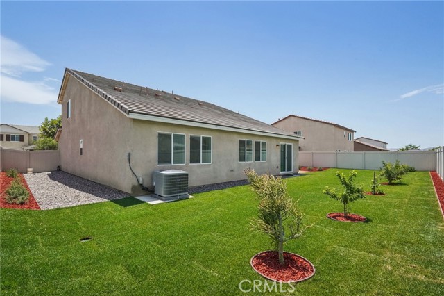 873 Canopy Lane, San Jacinto CA: https://media.crmls.org/medias/14b96740-87a2-4f50-9641-9f779530ee93.jpg