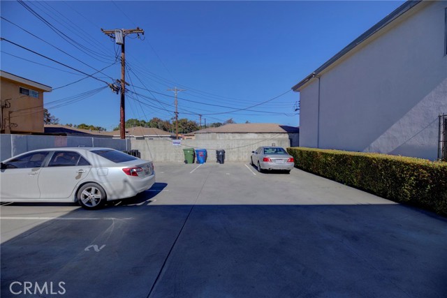 Detail Gallery Image 13 of 21 For 2615 Chariton St, Los Angeles,  CA 90034 - – Beds | – Baths