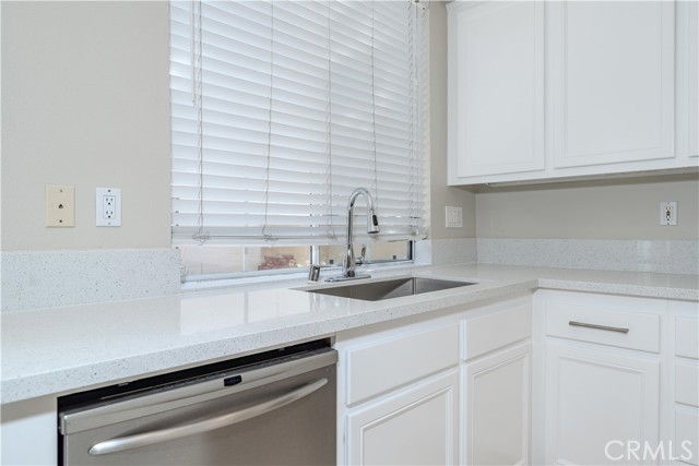 Detail Gallery Image 10 of 35 For 12430 N Lacoste, Tustin,  CA 92782 - 3 Beds | 2/1 Baths