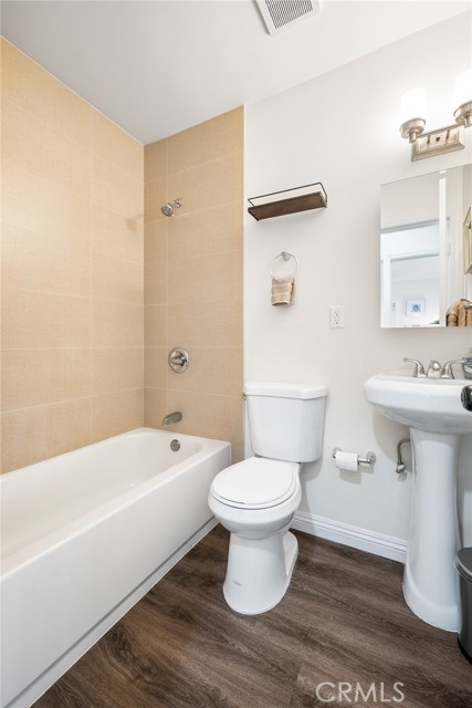 Detail Gallery Image 34 of 37 For 1837 E Colorado Blvd, Pasadena,  CA 91107 - – Beds | – Baths