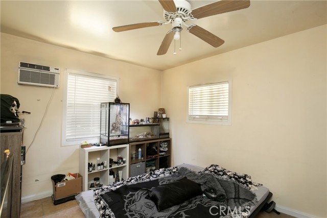 Detail Gallery Image 11 of 30 For 12148 Marbel Ave, Downey,  CA 90242 - 4 Beds | 2 Baths